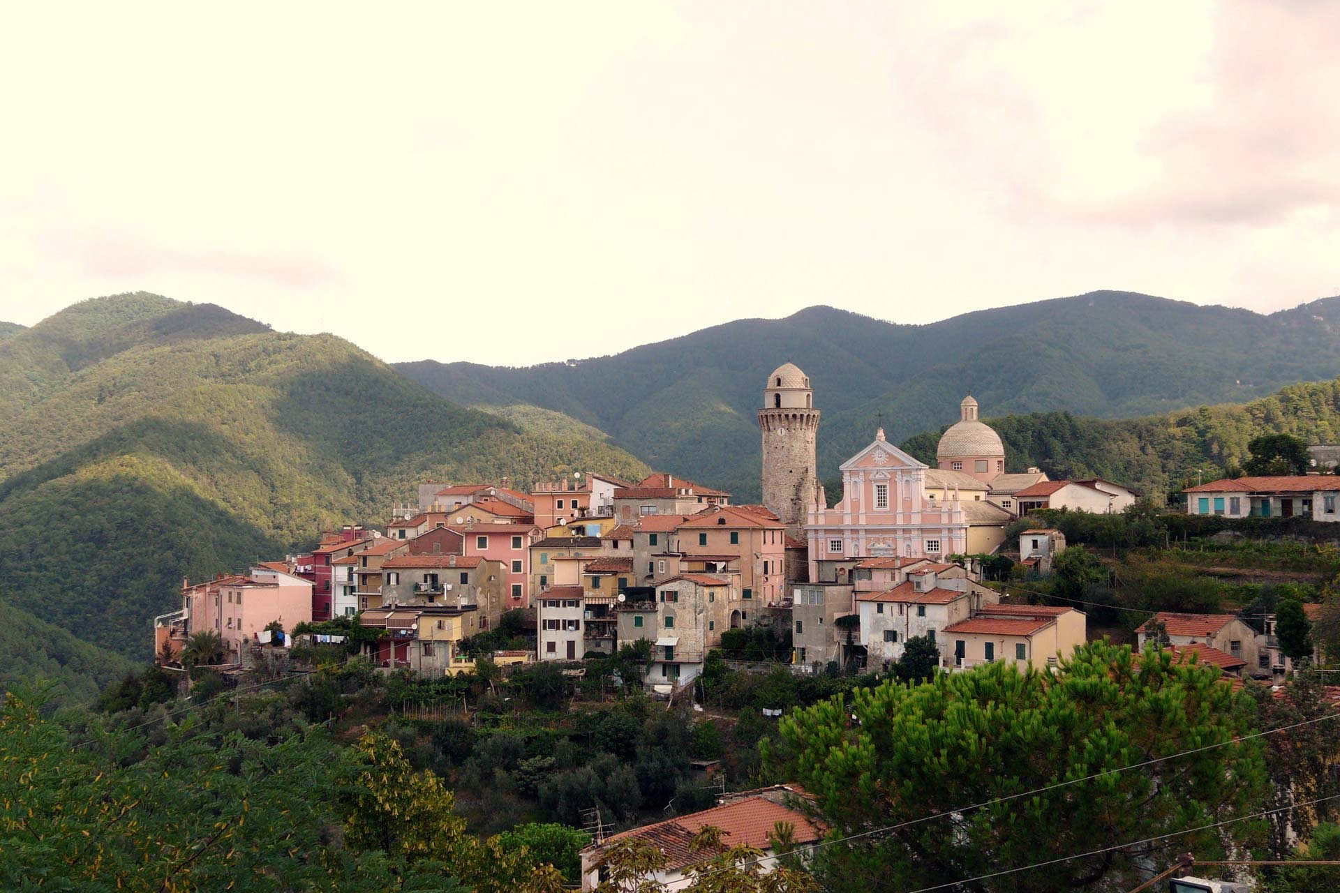 Borgo di Ortonovo Liguria